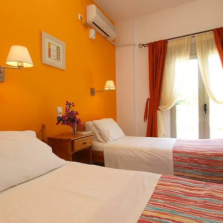 Lake Studios 2* Koukounaries