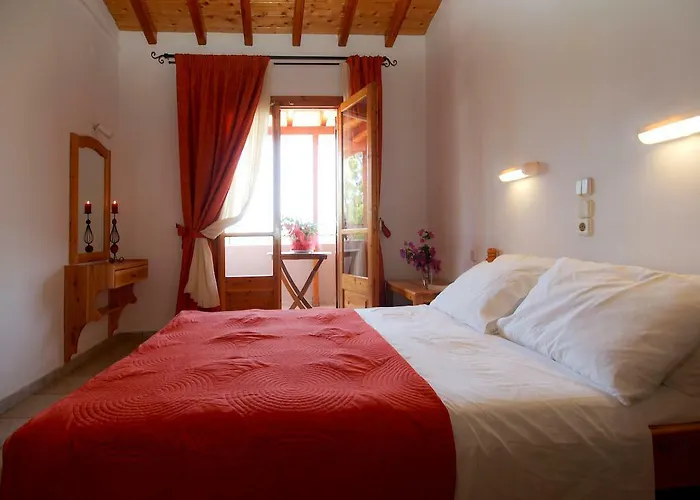 Lake Studios Apart Otel Koukounaries